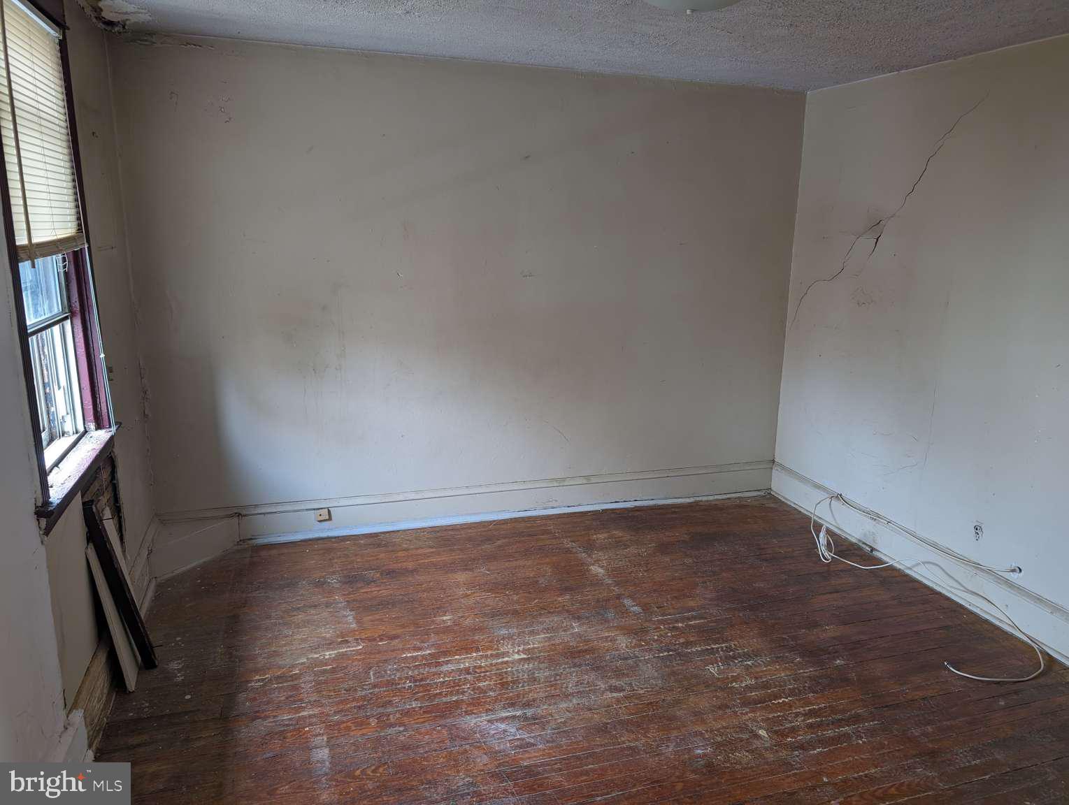 7004 Clinton Road Upper Darby, PA 19082 - Photo 16 of 21