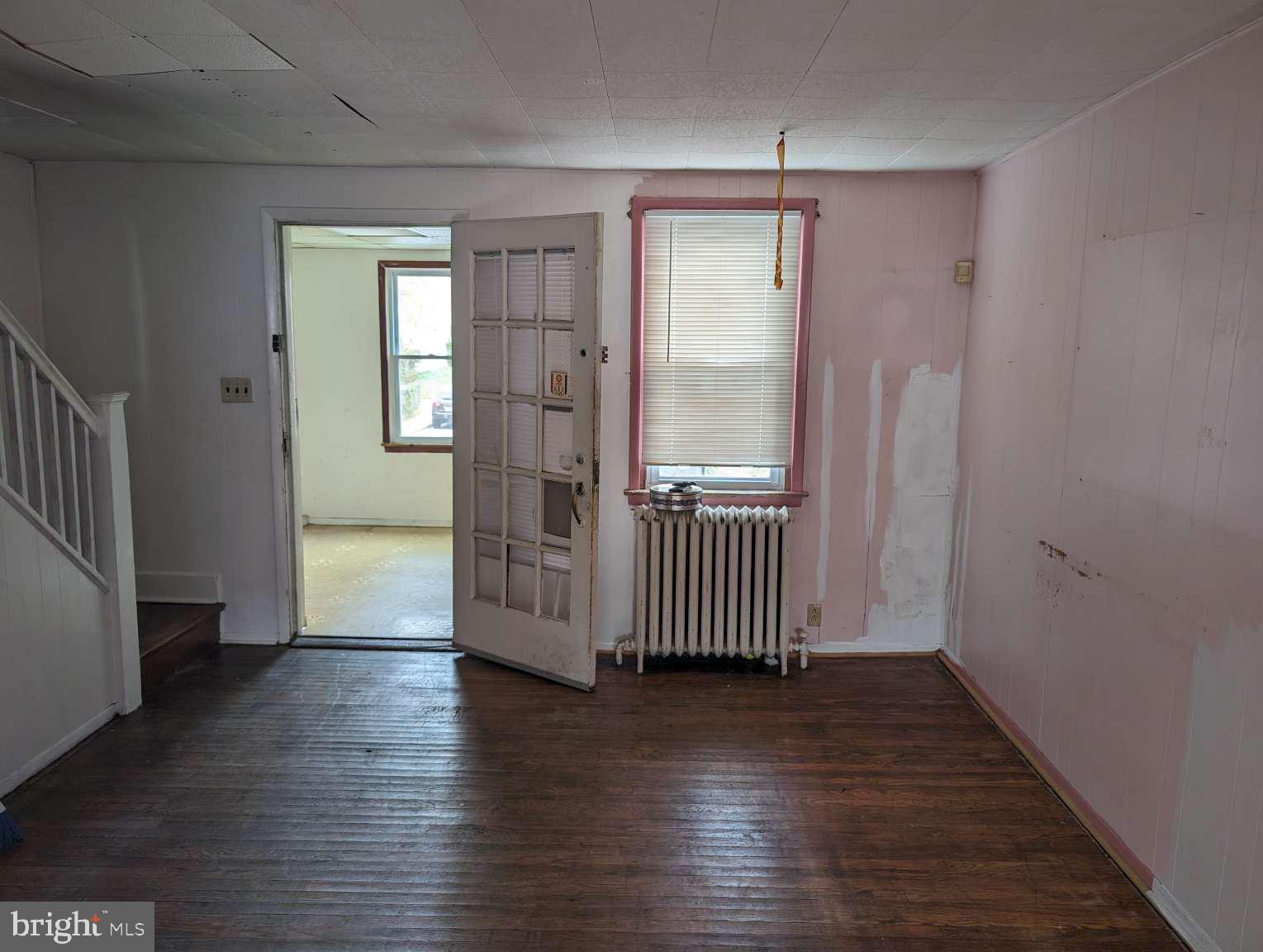 7004 Clinton Road Upper Darby, PA 19082 - Photo 5 of 21