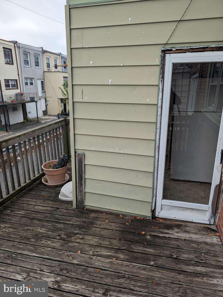 7004 Clinton Road Upper Darby, PA 19082 - Photo 9 of 21