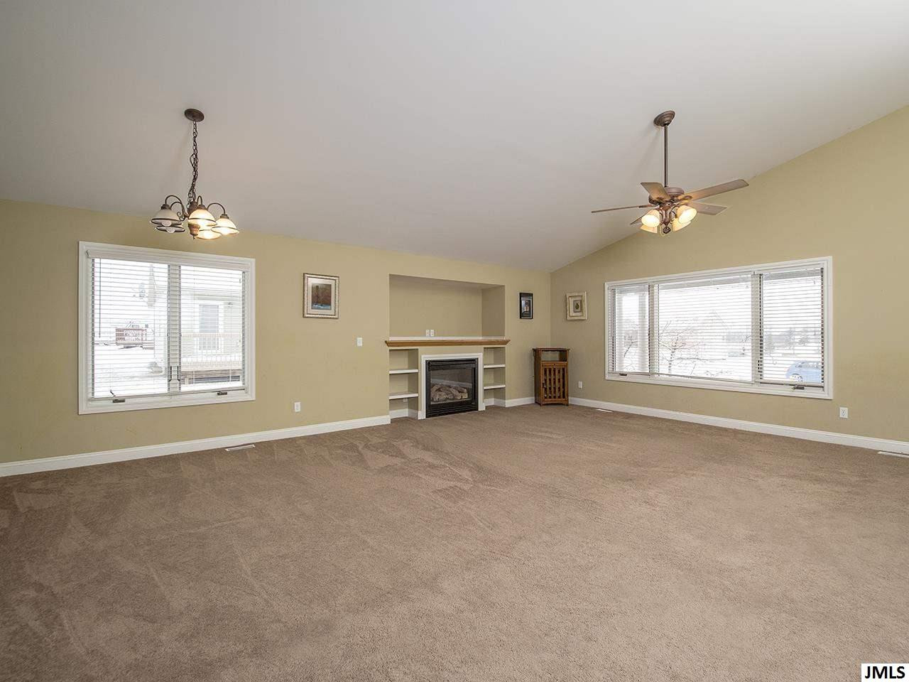 8037 Jordan Road Jackson, MI 49201 - Photo 14 of 34 Photo 14