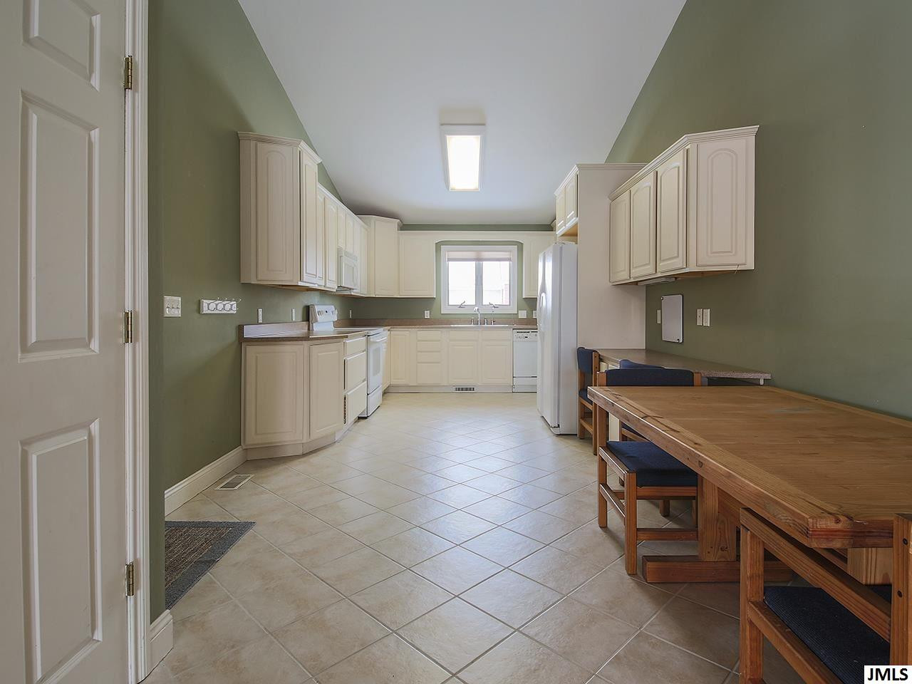 8037 Jordan Road Jackson, MI 49201 - Photo 17 of 34 Photo 17