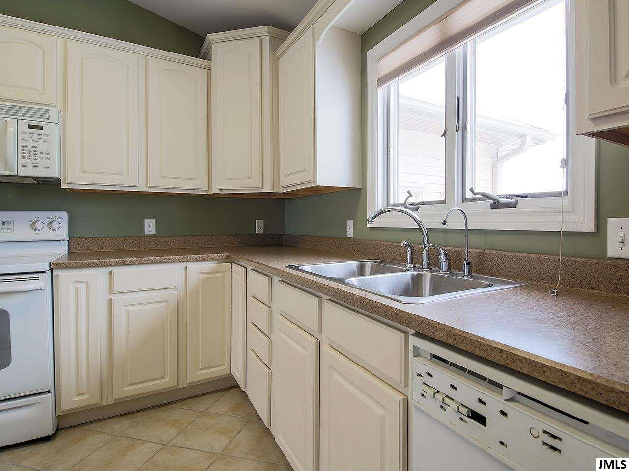 8037 Jordan Road Jackson, MI 49201 - Photo 19 of 34 Photo 19