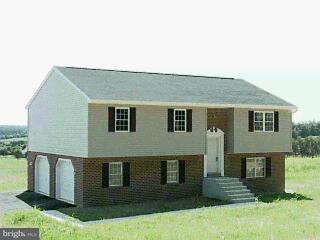 7 Waltersdorff Road Spring Grove, PA 17362 - Photo 1 of 1