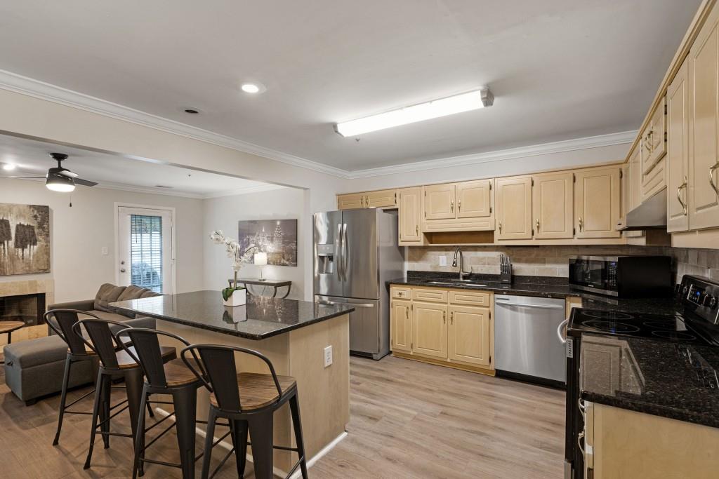 3795 Soapstone Road Decatur, GA 30034 - Photo 5 of 25