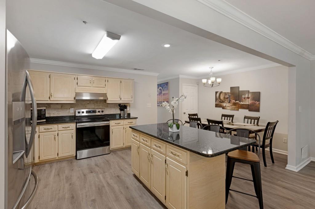 3795 Soapstone Road Decatur, GA 30034 - Photo 8 of 25