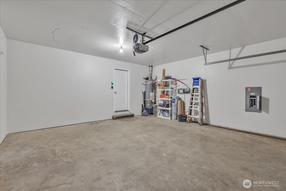 414 Easy Street Rainier, WA 98576 - Photo 19 of 38 a view of a garage