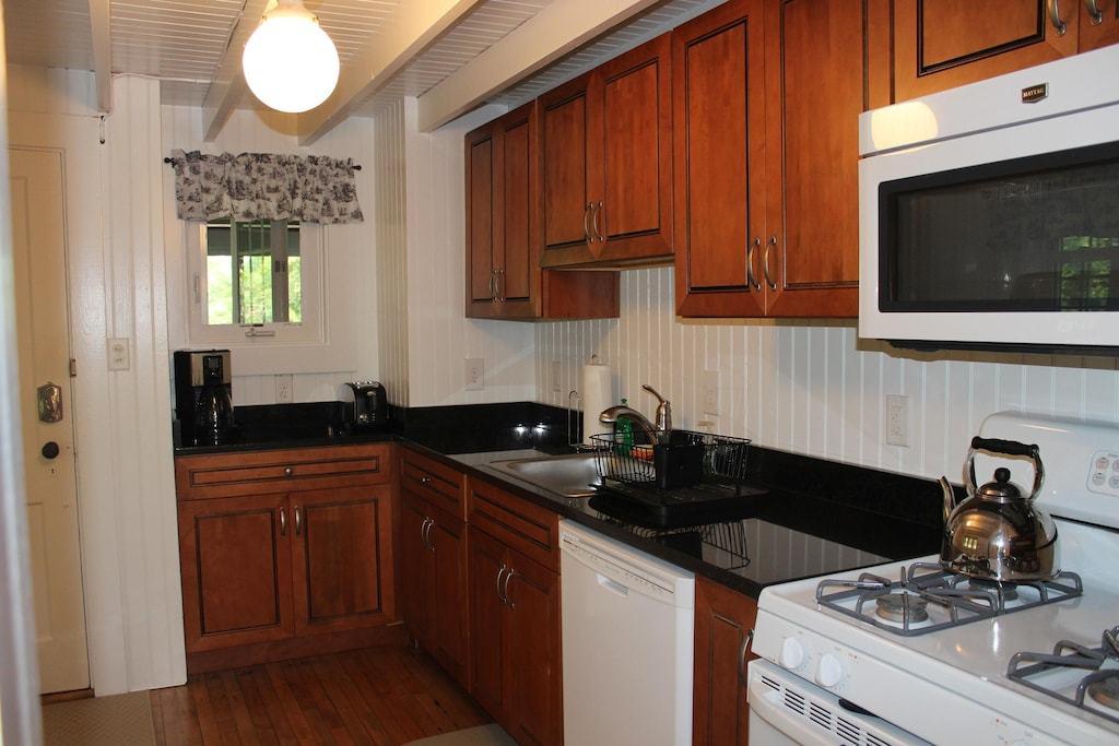 4-6 Franz Road Orleans, MA 02653 - Photo 6 of 38 image003