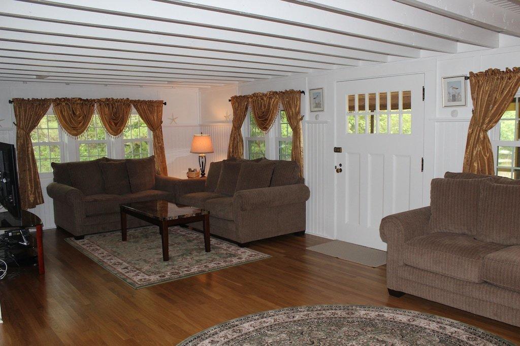 4-6 Franz Road Orleans, MA 02653 - Photo 10 of 38 franz living room