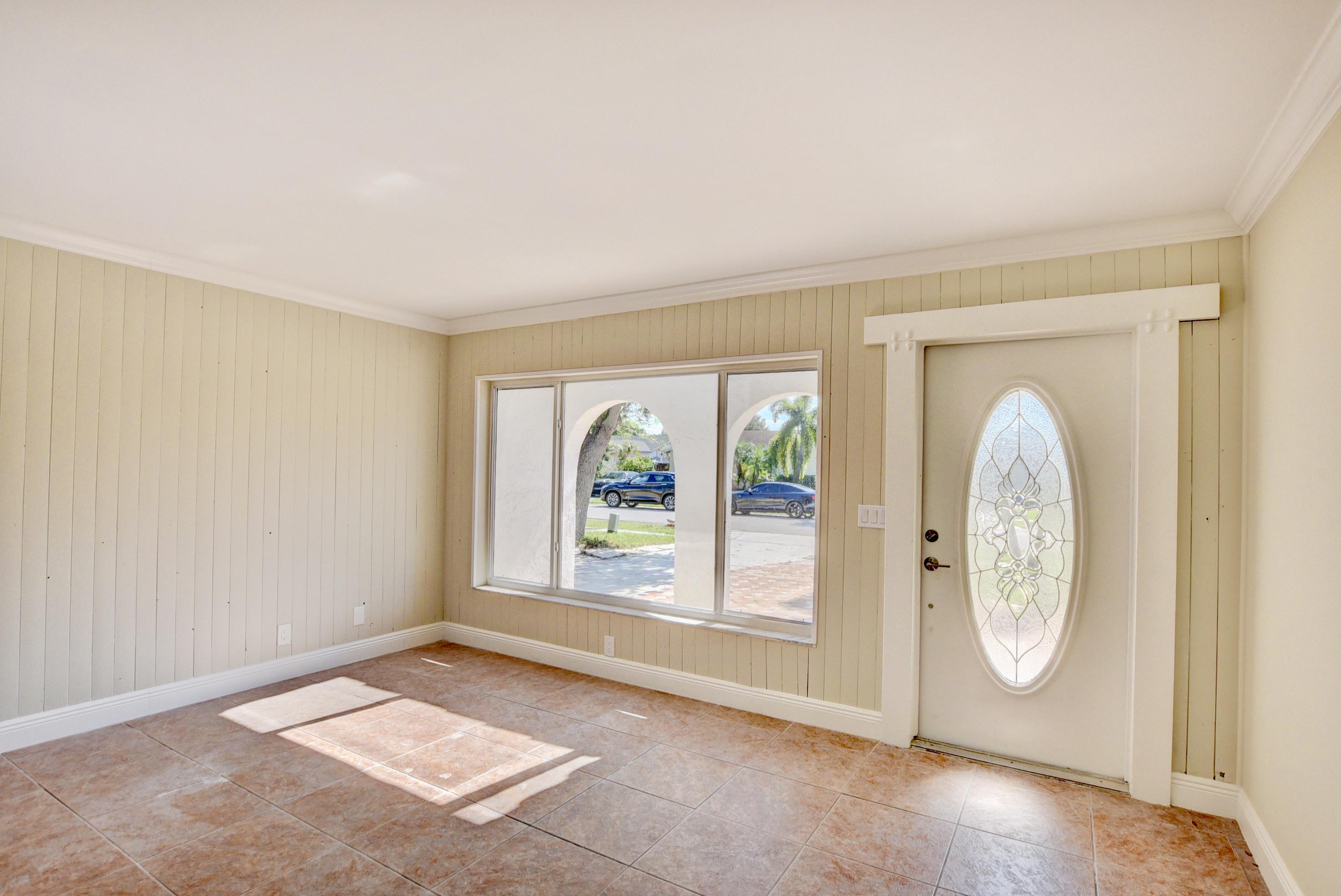 22751 Southwest 56th Avenue Boca Raton, FL 33433 - Photo 3 of 40 fullsizeoutput_5f