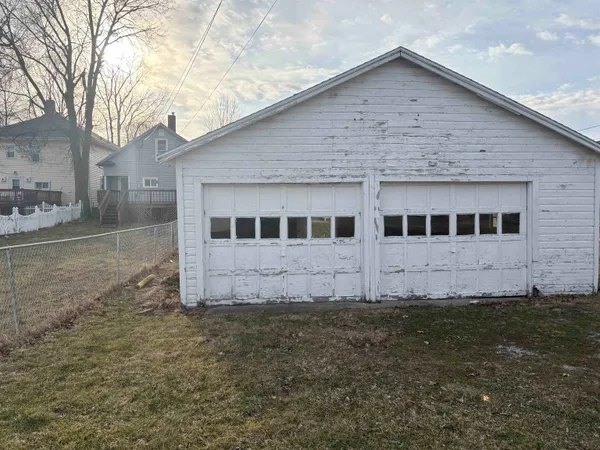 $199,999 | 211 South Morton Street, Kendallville, IN 46755