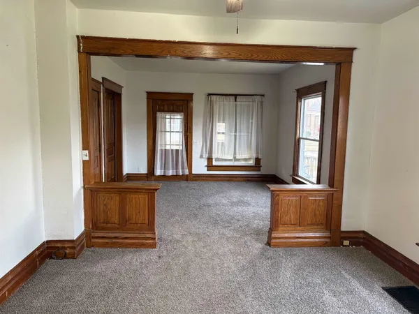 $199,999 | 211 South Morton Street, Kendallville, IN 46755