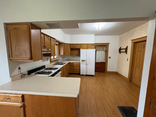 $189,999 | 211 South Morton Street, Kendallville, IN 46755