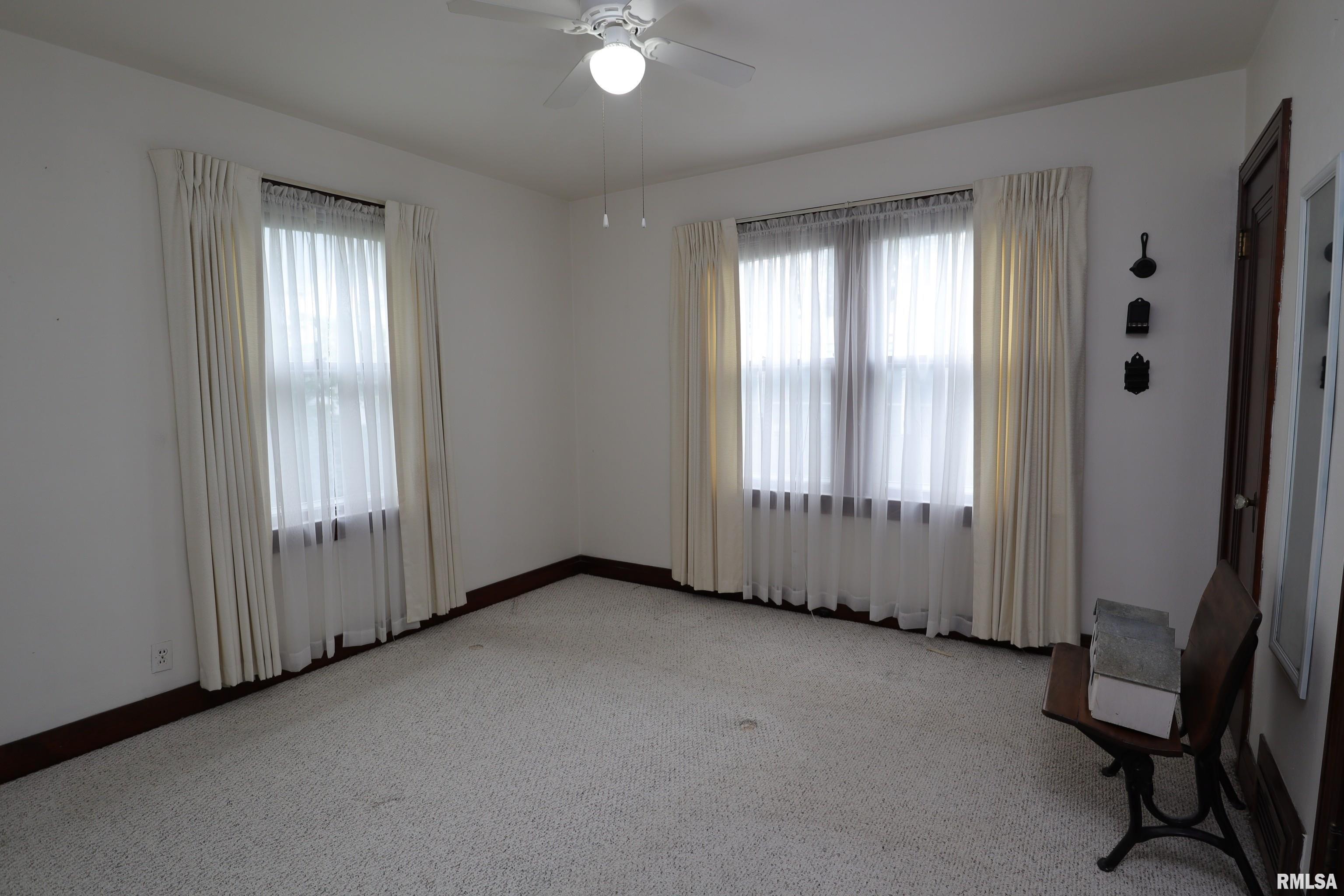 607 McLean Street Pekin, IL 61554 - Photo 35 of 55 Gallery Image 35
