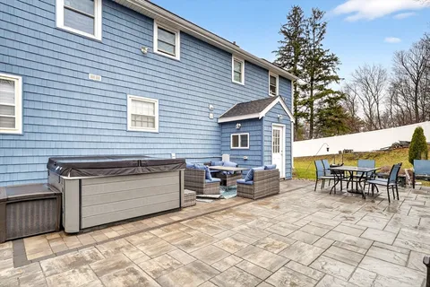 $1,000,000 | 515 Upham Street, Melrose, MA 02176