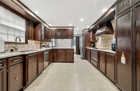 $1,000,000 | 515 Upham Street, Melrose, MA 02176