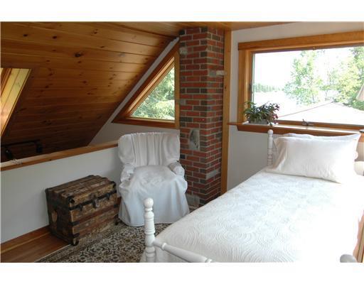 160 States Point Road Tenants Harbor, ME 04860 - Photo 6 of 18 Bedroom.