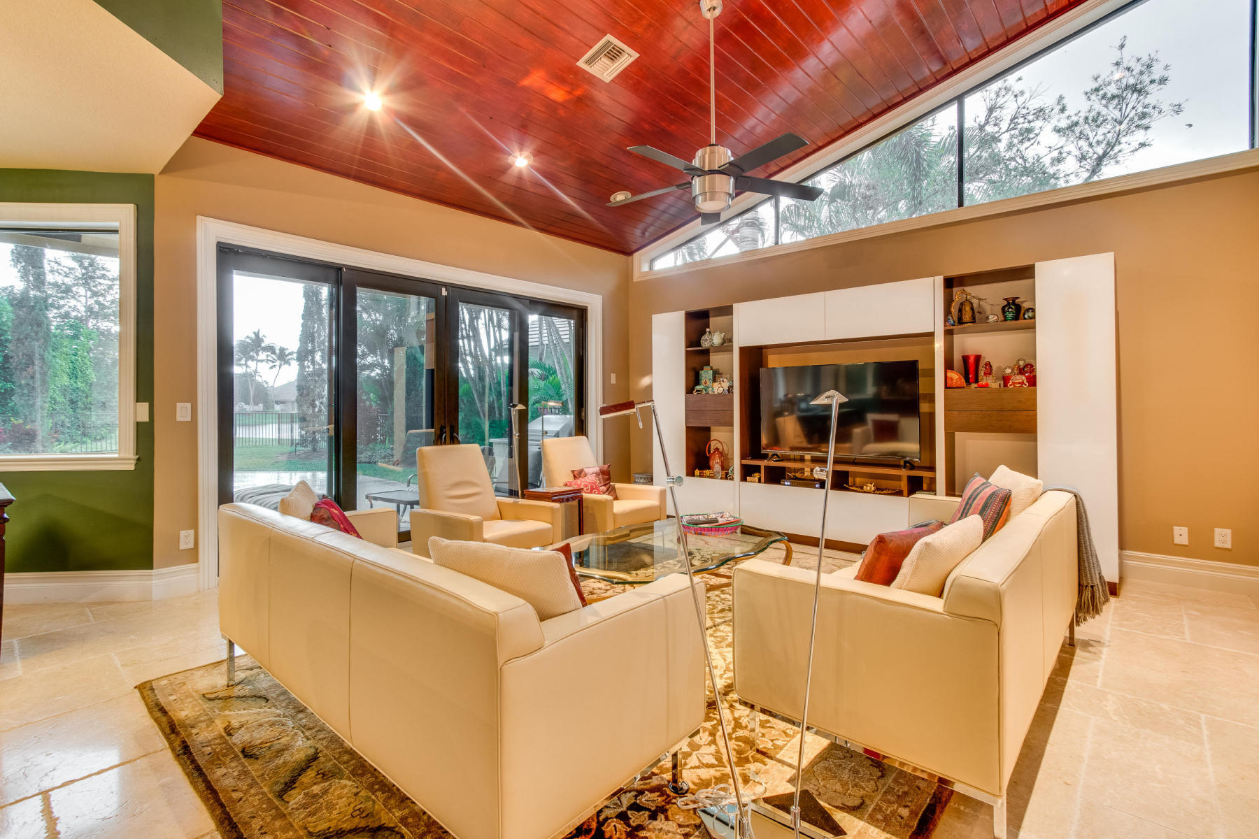 4890 Regency Court Boca Raton, FL 33434 - Photo 15 of 41 Family Room