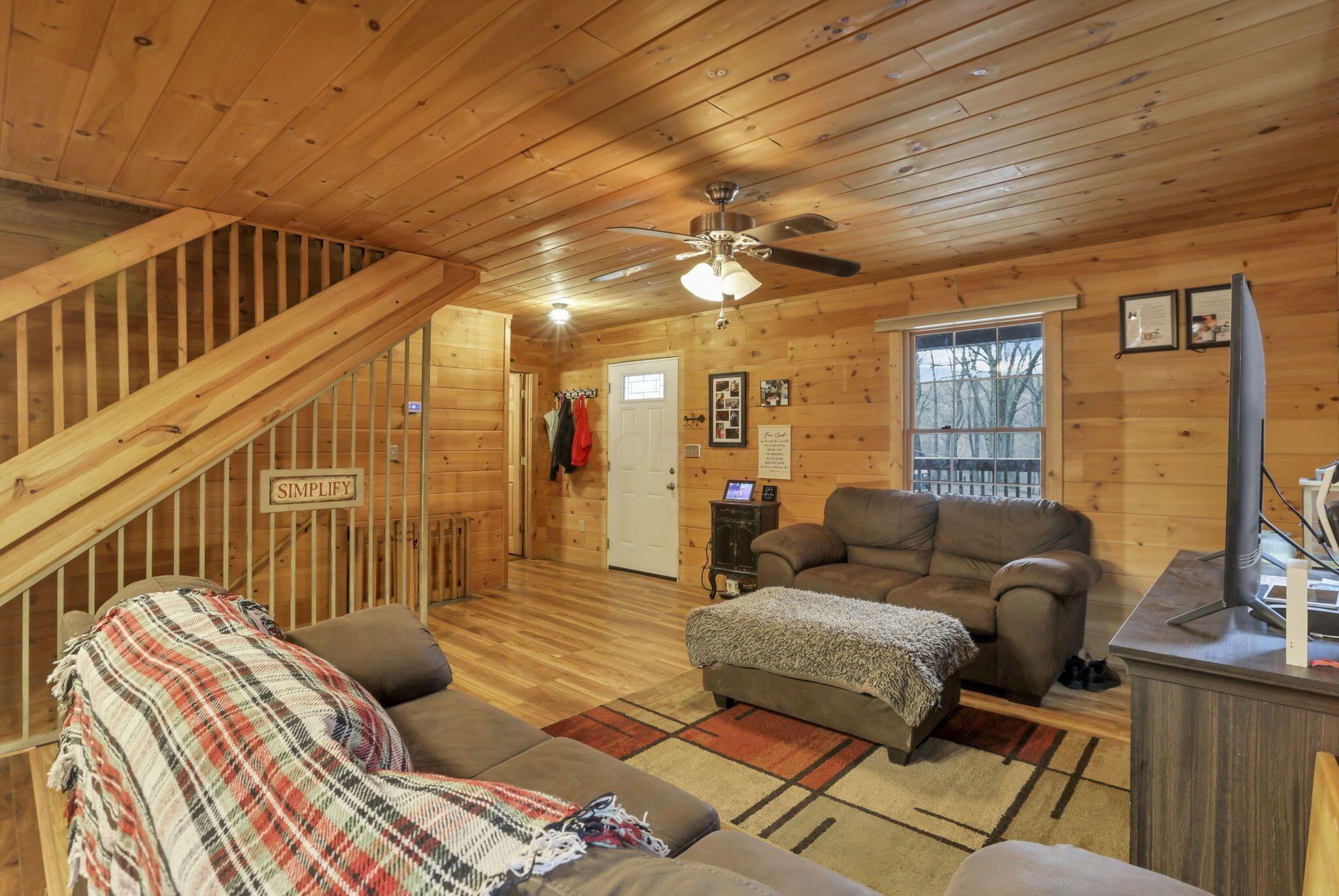 1335 Mingo Road Chillicothe, OH 45601 - Photo 16 of 48 12-web-or-mls-939A2732