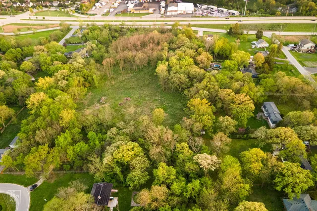 a view of an ocean view