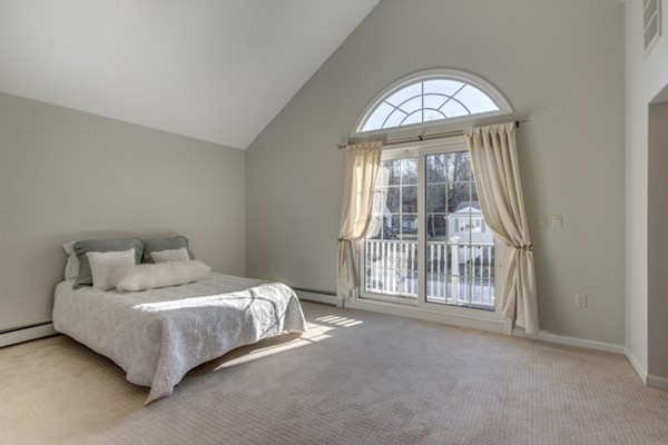 64 Moffatt Road Salem, MA 01970 - Photo 11 of 18 Gallery Image 11
