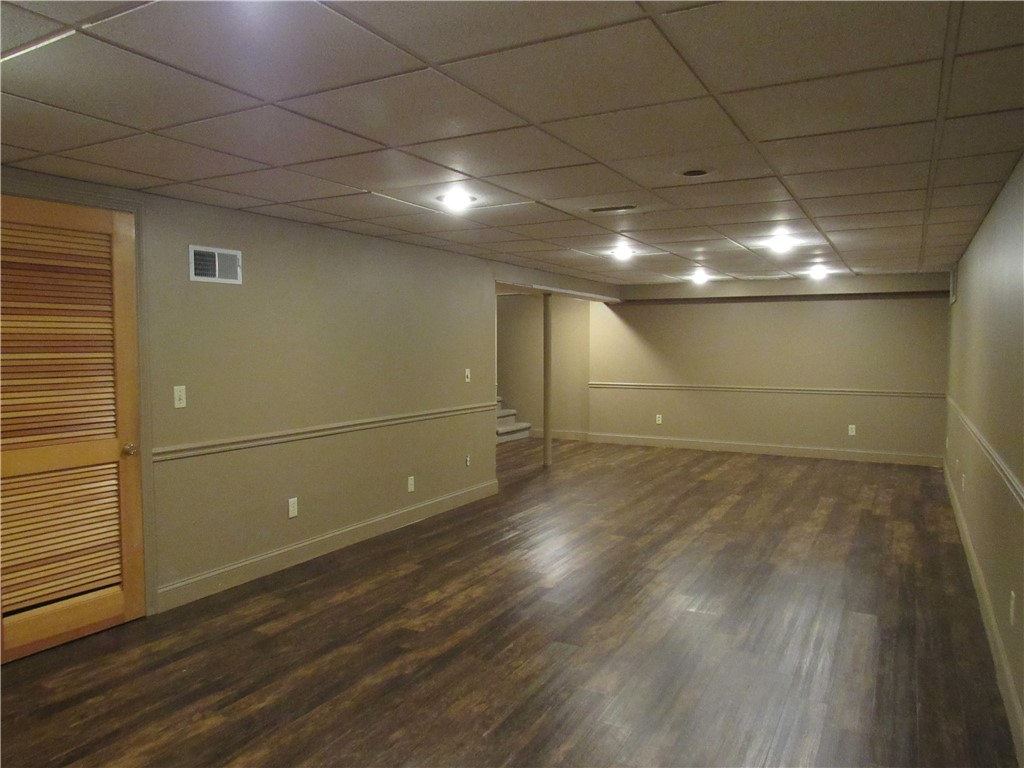 93 Elena Street Cranston, RI 02920 - Photo 25 of 40