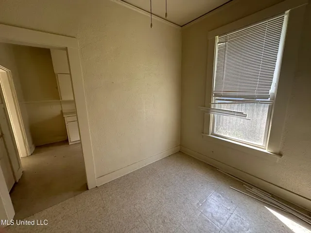 $120,000 | 315 South Bolivar Avenue, Cleveland, MS 38732