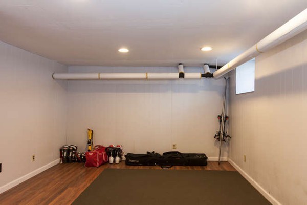 97 Bay State Road Worcester, MA 01606 - Photo 25 of 26 a view of a room with lot of items