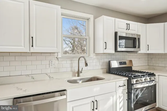 $439,000 | 2 River Place, Pennsville, NJ 08070