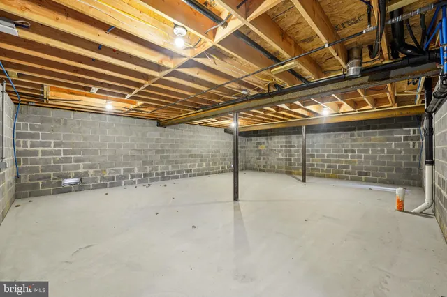 $439,000 | 2 River Place, Pennsville, NJ 08070