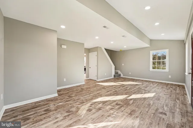 $439,000 | 2 River Place, Pennsville, NJ 08070