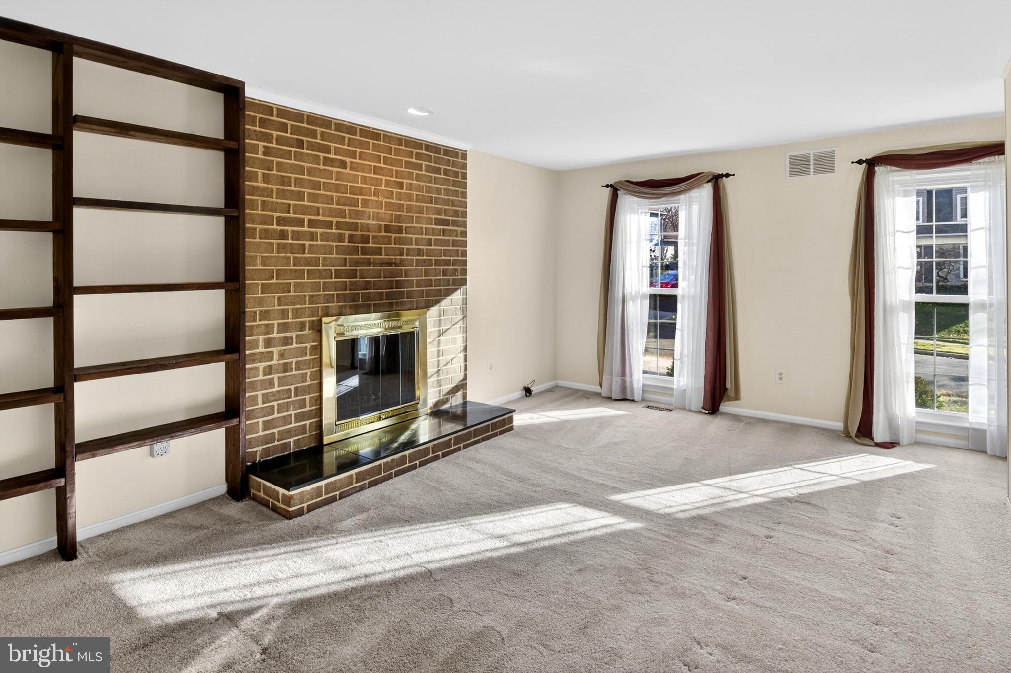 1805 Roxboro Place Crofton, MD 21114 - Photo 14 of 43 Family Room