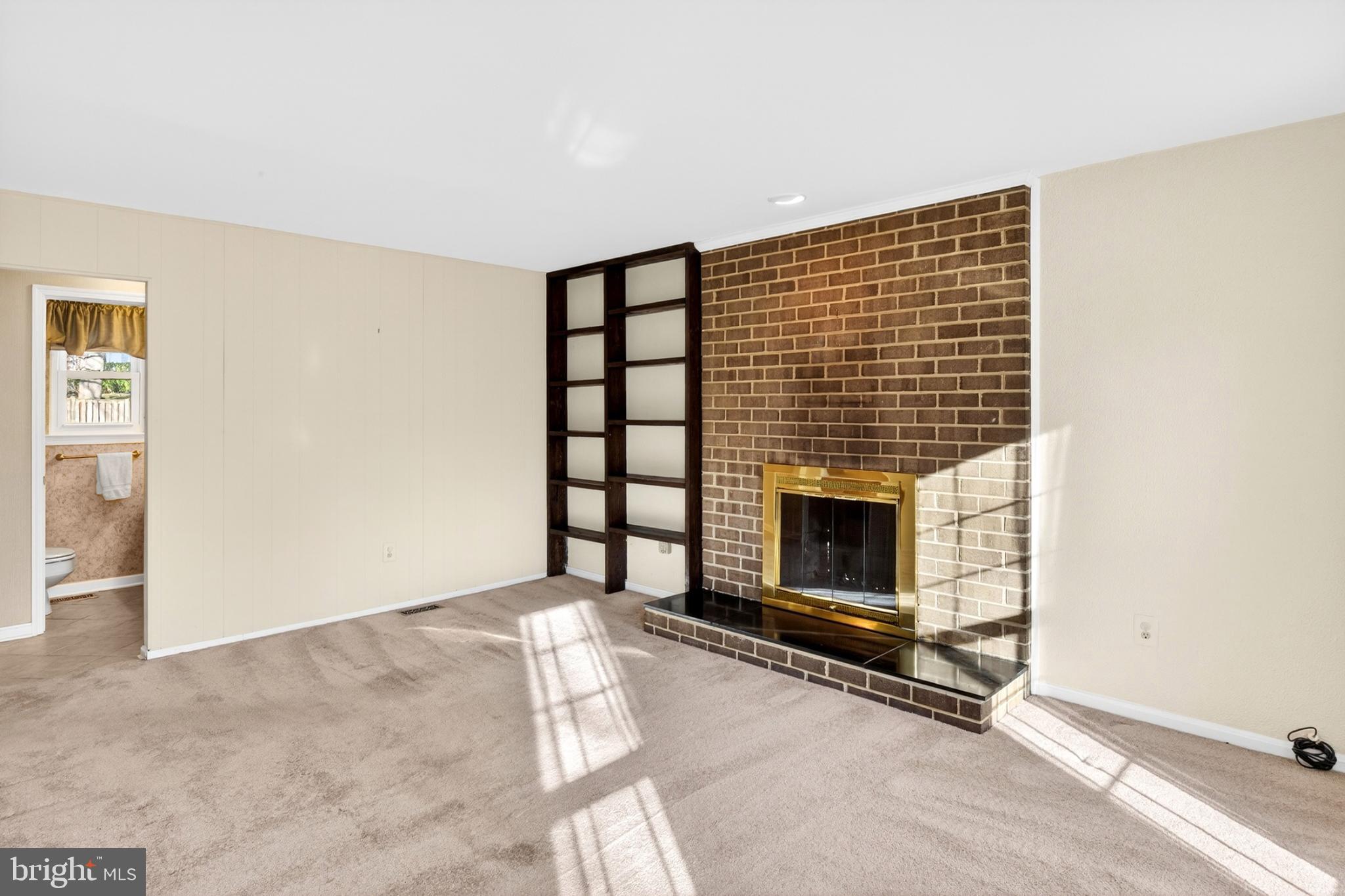 1805 Roxboro Place Crofton, MD 21114 - Photo 16 of 43 Family Room (alt view)