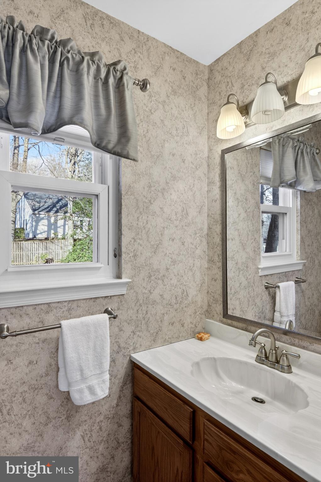 1805 Roxboro Place Crofton, MD 21114 - Photo 17 of 43 Half Bathroom
