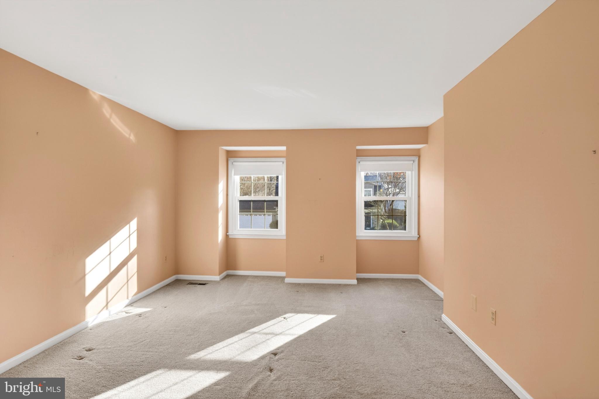 1805 Roxboro Place Crofton, MD 21114 - Photo 19 of 43 Primary Bedroom