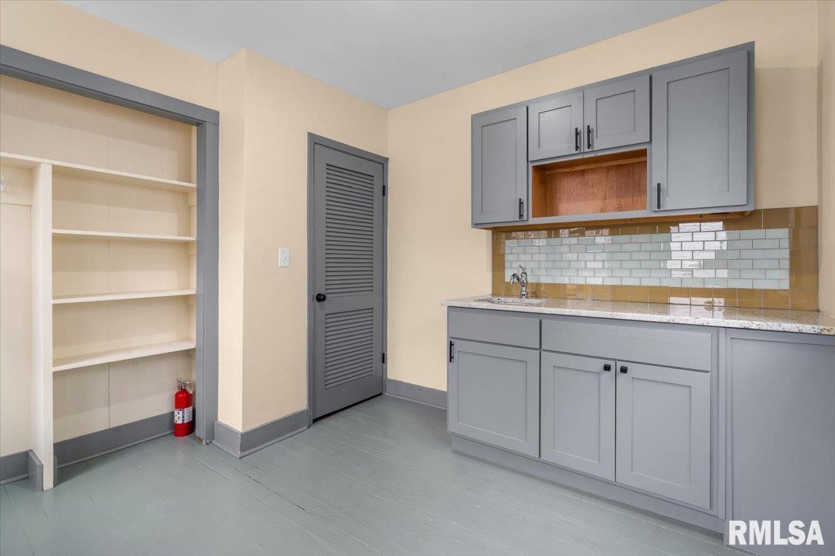 1817 South Whittier Avenue Springfield, IL 62704 - Photo 16 of 41