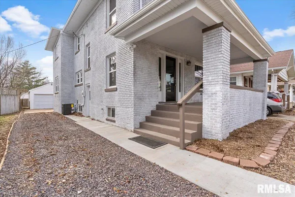 $245,000 | 1817 South Whittier Avenue, Springfield, IL 62704