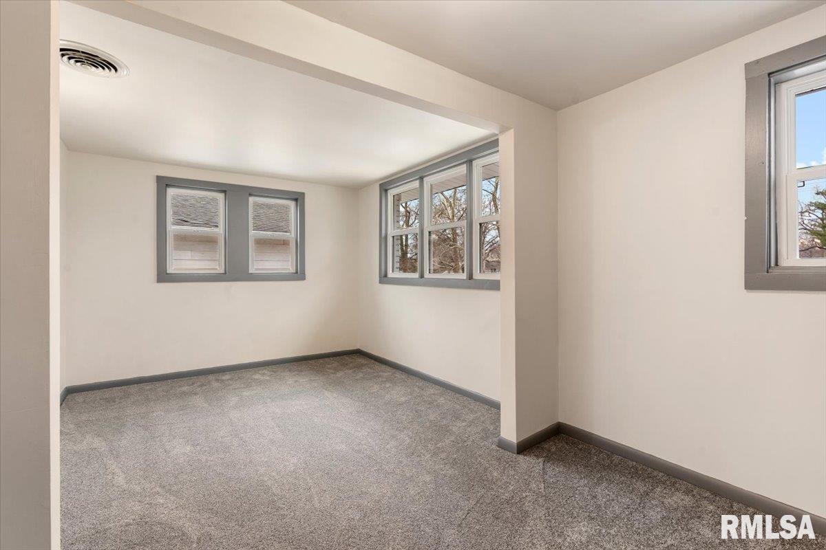 1817 South Whittier Avenue Springfield, IL 62704 - Photo 28 of 41