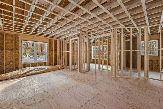 $299,000 | 198 Senator Black Road, Baldwin, ME 04091