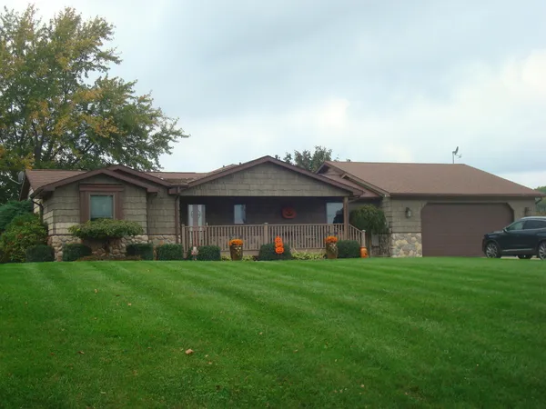 $584,900 | 14600 West Diane Drive, Camden, MI 49232