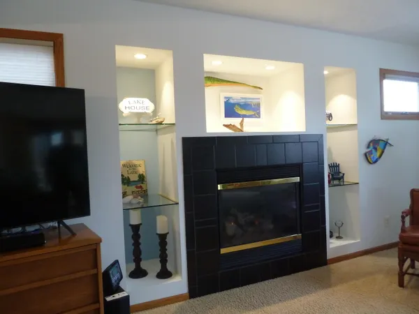 $584,900 | 14600 West Diane Drive, Camden, MI 49232