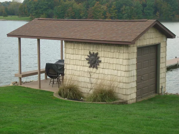 $584,900 | 14600 West Diane Drive, Camden, MI 49232