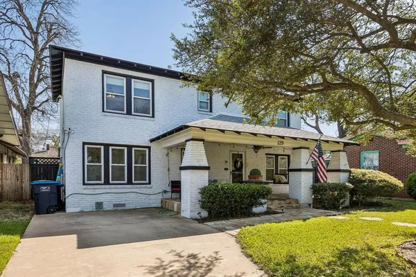 $599,900 | 2235 Mistletoe Boulevard, Fort Worth, TX 76110