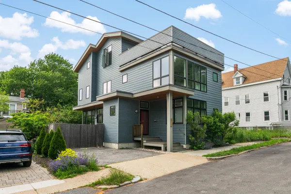 $1,825,000 | 107 Monument Street, Portland, ME 04101