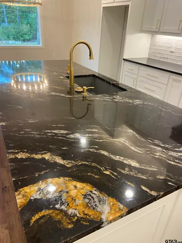 a close view of sink