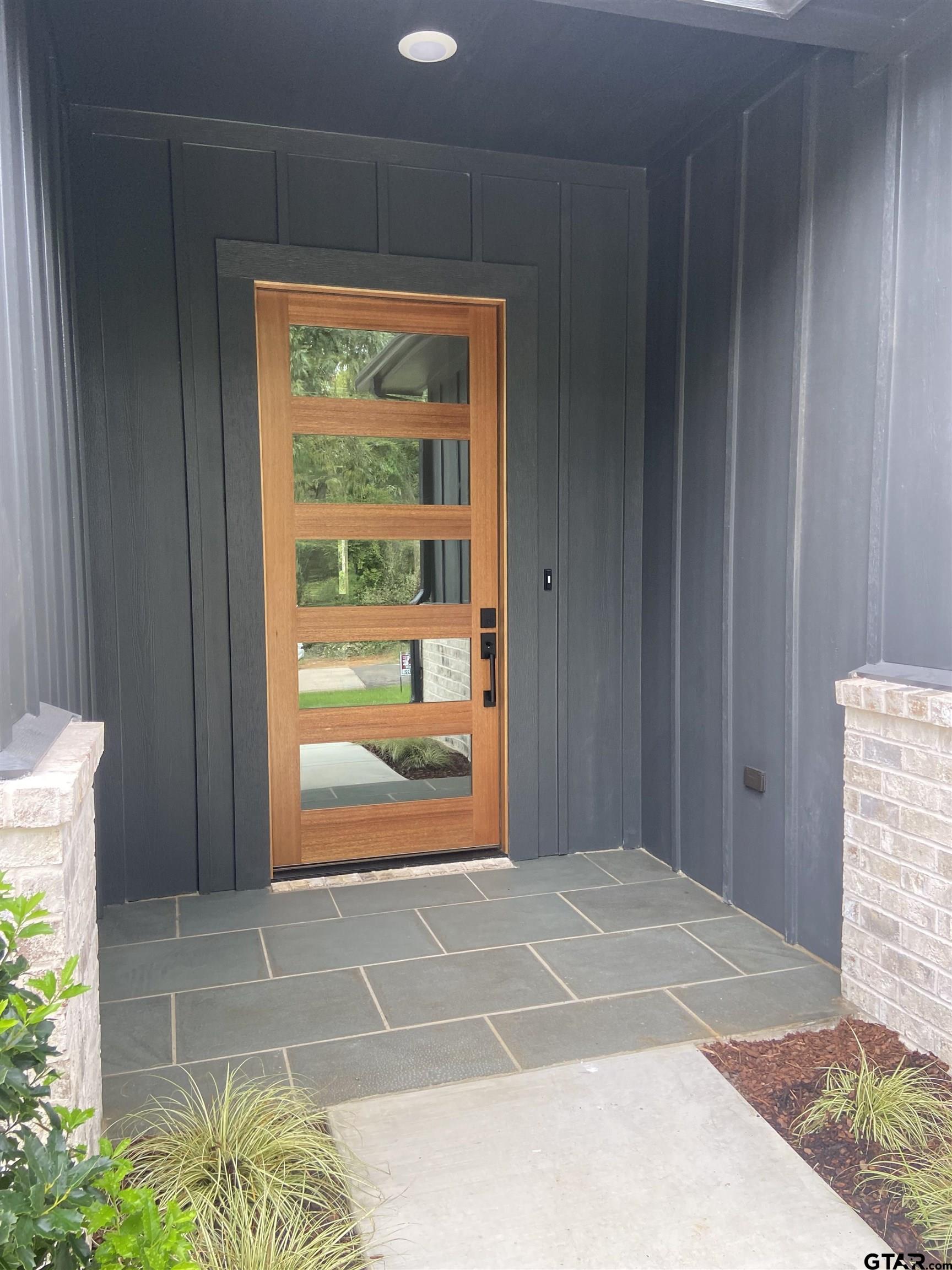 18690 Windjammer Place Flint, TX 75762 - Photo 5 of 47 a view of front door