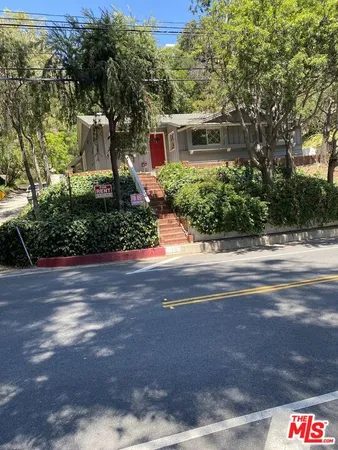 $4,999 | 1712 Benedict Canyon Drive, Beverly Hills, CA 90210