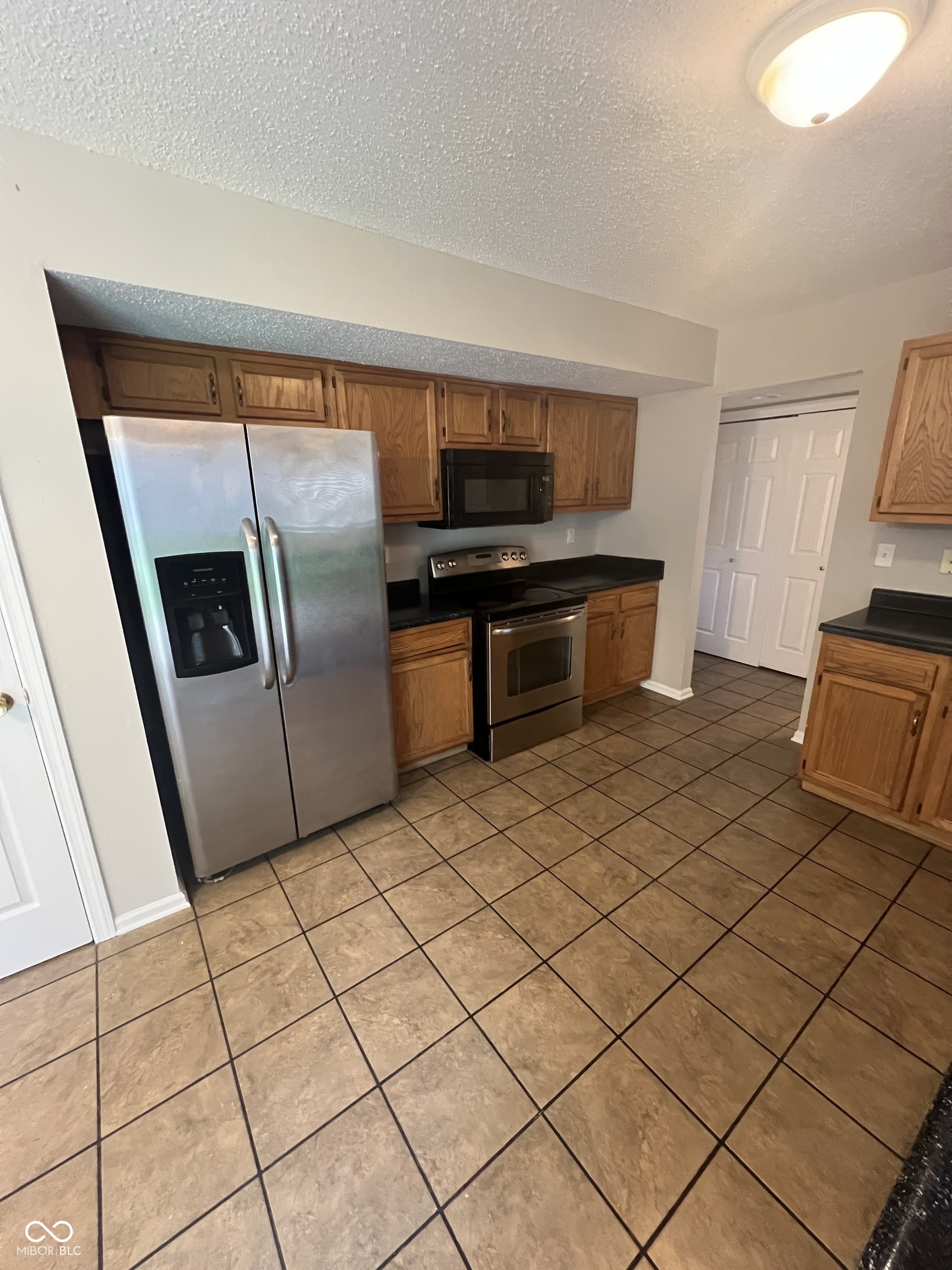 7032 Mars Drive Indianapolis, IN 46241 - Photo 4 of 19