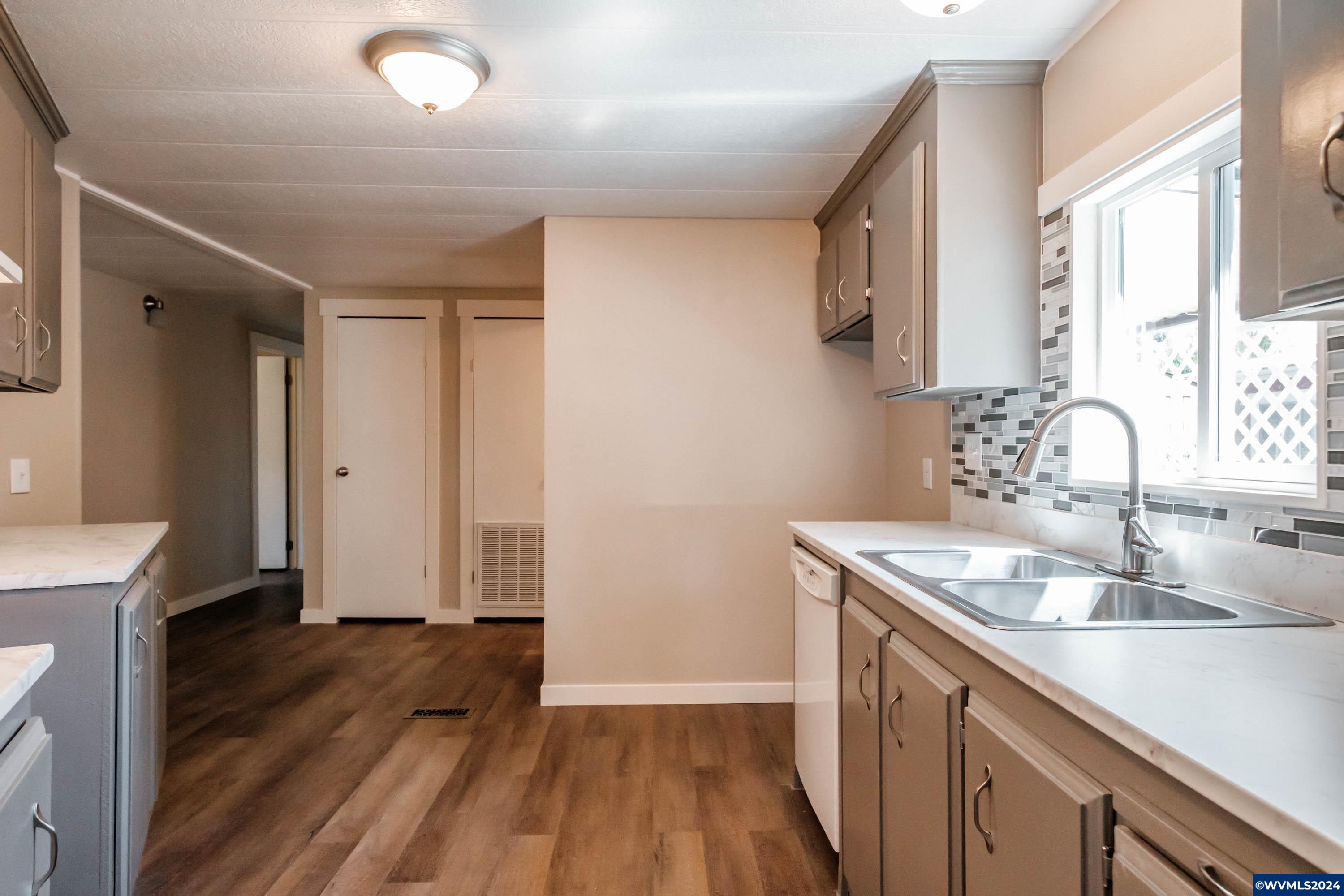 9874 Golf Club Road Southeast, Unit 26 Stayton, OR 97383 - Photo 6 of 40 Gallery Image 6