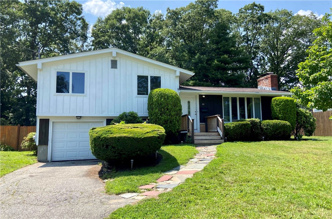 28 Cushing Road Warwick, RI 02888 - Photo 1 of 35