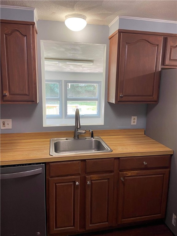 28 Cushing Road Warwick, RI 02888 - Photo 25 of 35